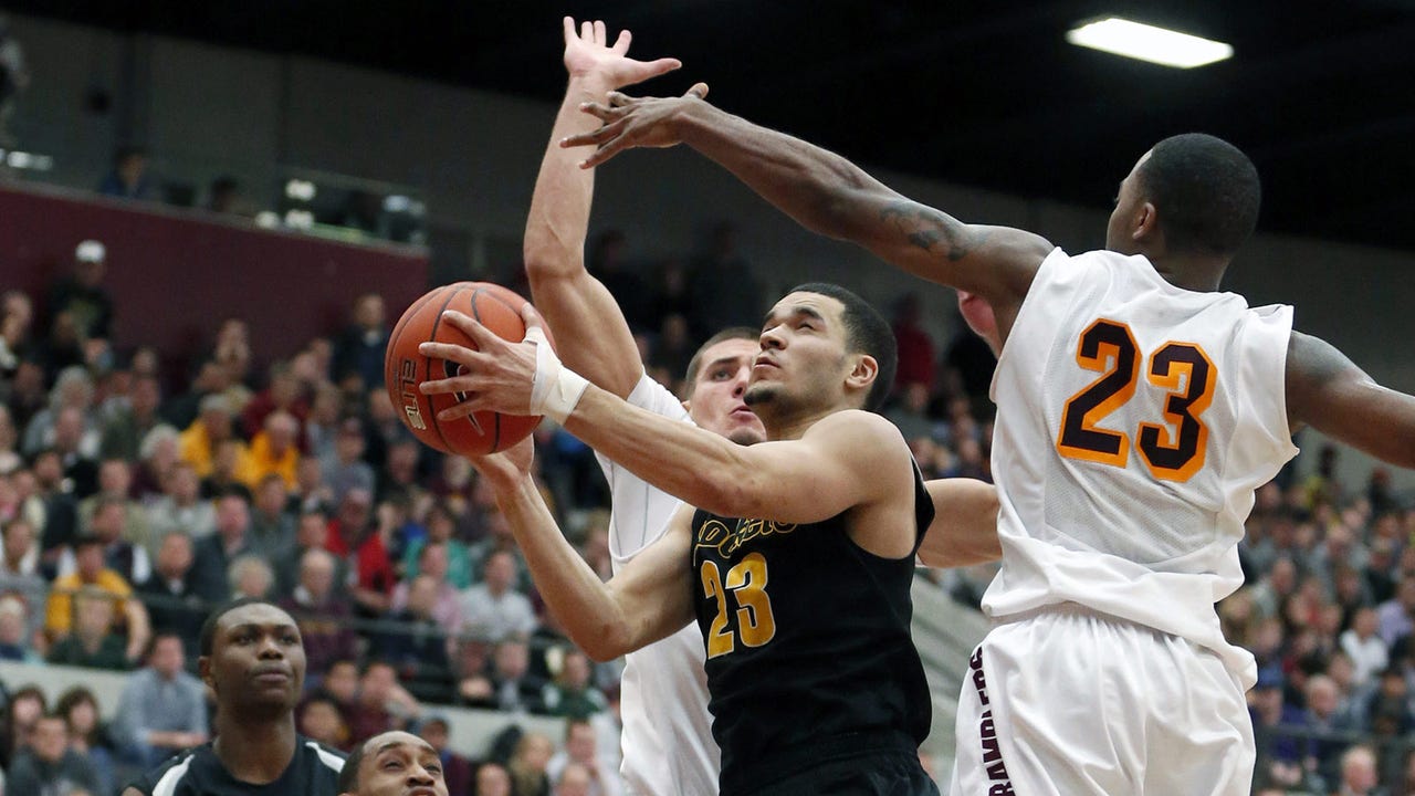 No. 3 Wichita St stays unbeaten, tops Loyola 88-74